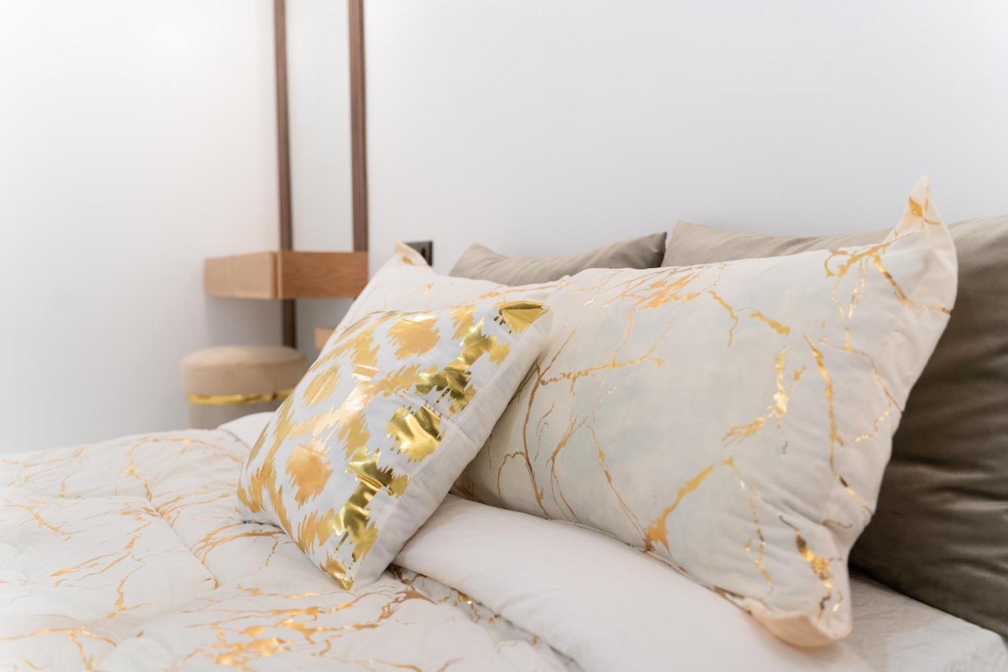 La Terrassa Appartement Climatise 艾兹鲁 外观 照片