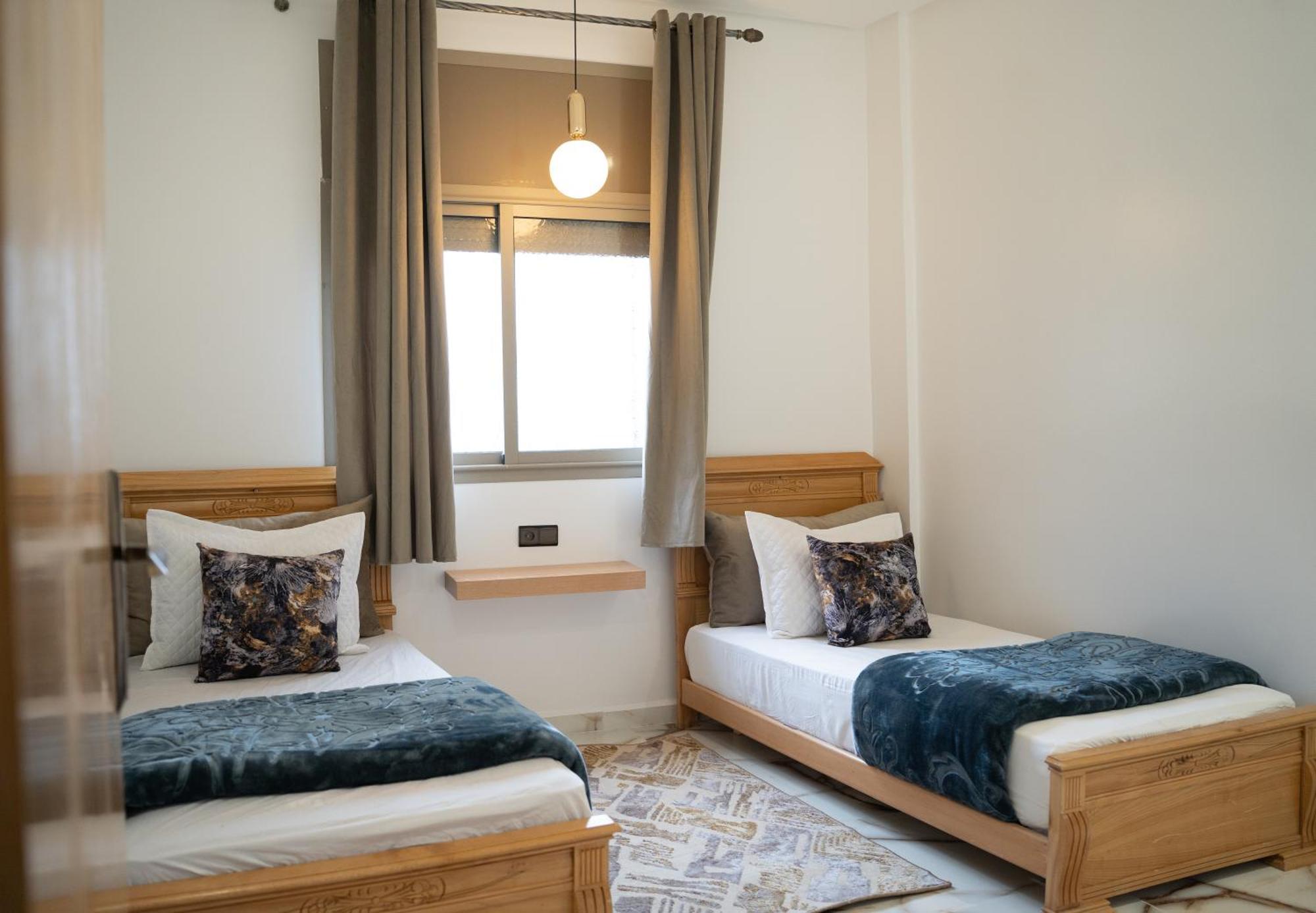 La Terrassa Appartement Climatise 艾兹鲁 外观 照片