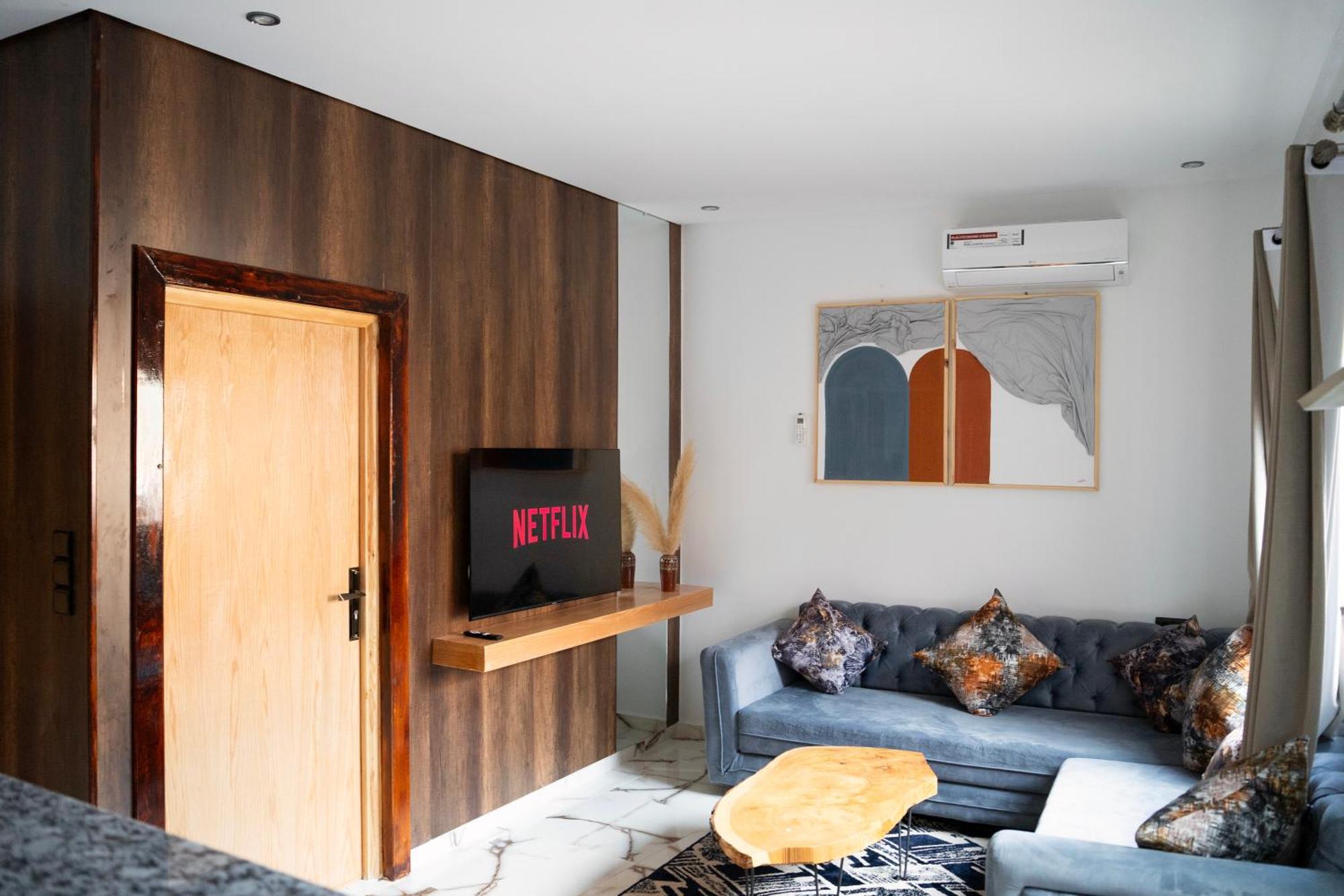 La Terrassa Appartement Climatise 艾兹鲁 外观 照片